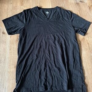 Alo Black Crew V-Neck T Shirt Size M